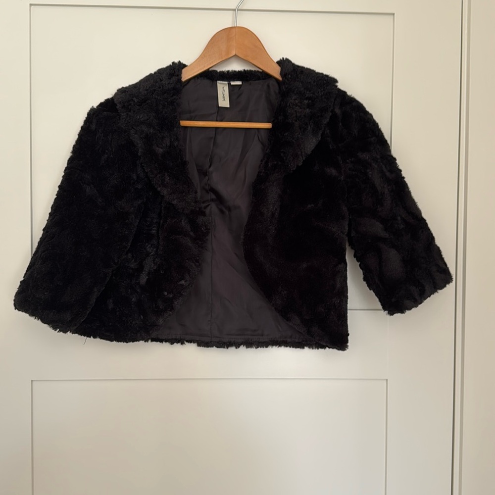 Tacera Faux Fur Cropped Shrug Jacket - medium (fits like a small)